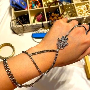 Hamas bracelet ring.